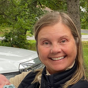 Meet your Posher, Donna